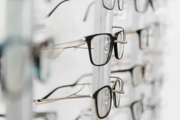 Comment bien choisir sa paire de lunettes ?