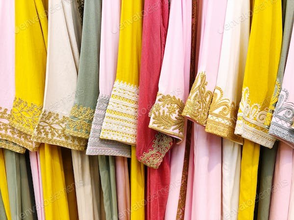 Comment porter le Sous-Abaya avec style et raffinement ?